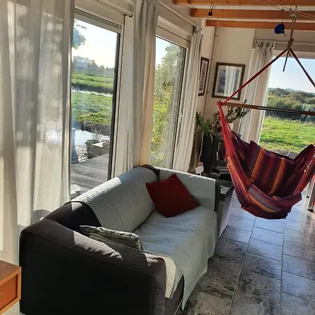 Walvisch Ghyspe Bed & Breakfast *