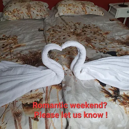 Walvisch Ghyspe ベッド・アンド・ブレックファスト